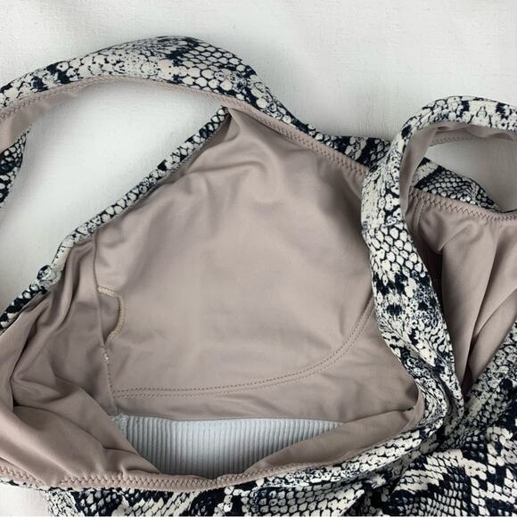 Varley womens size XS extra small snakeskin athletic tank black white lined - Picture 6 of 8